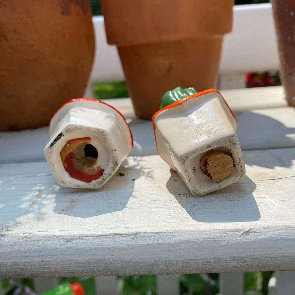 No brand vintage set