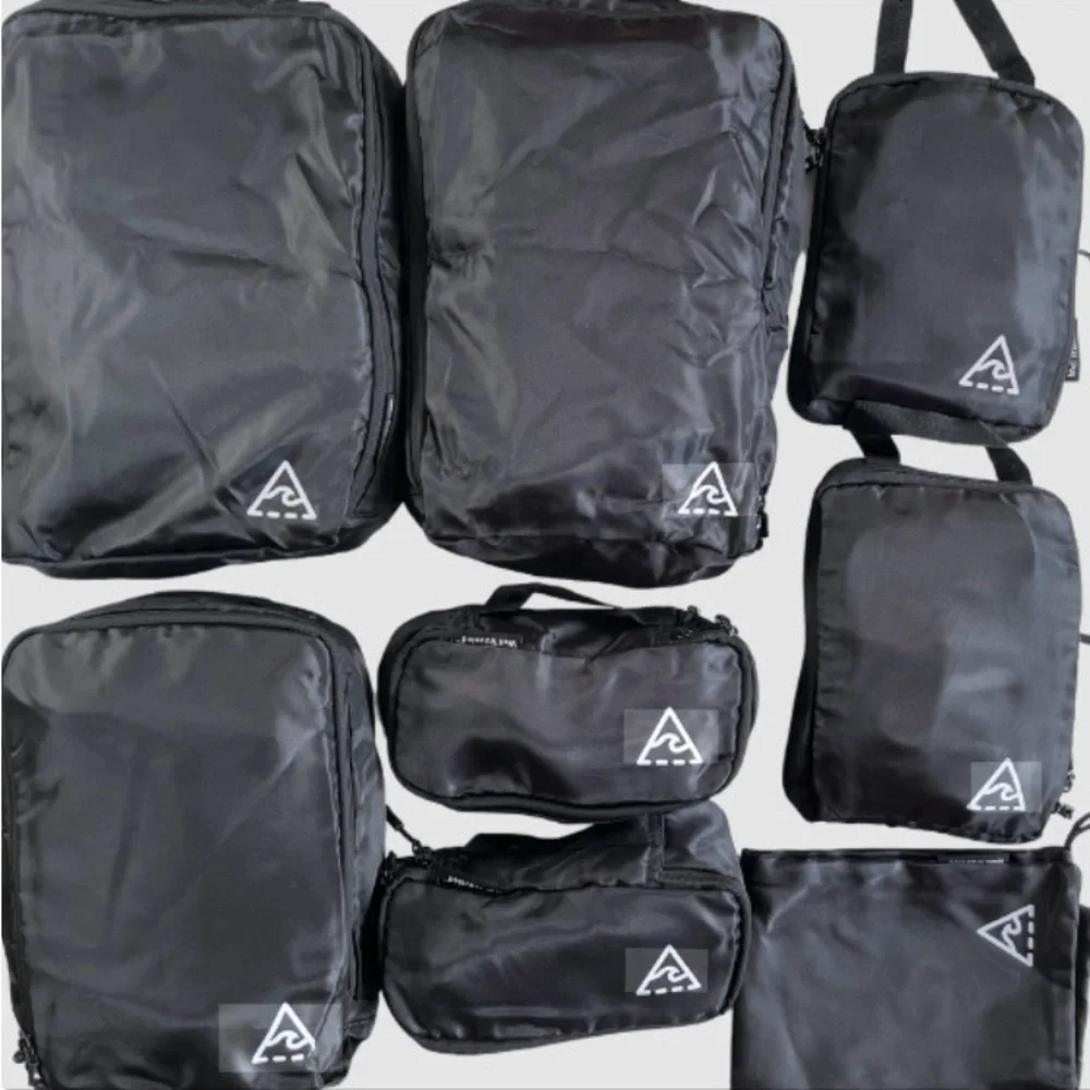 Well Traveled set components
