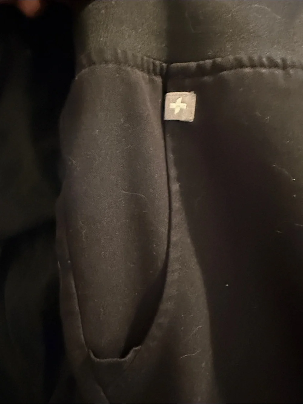 Figs sleek black