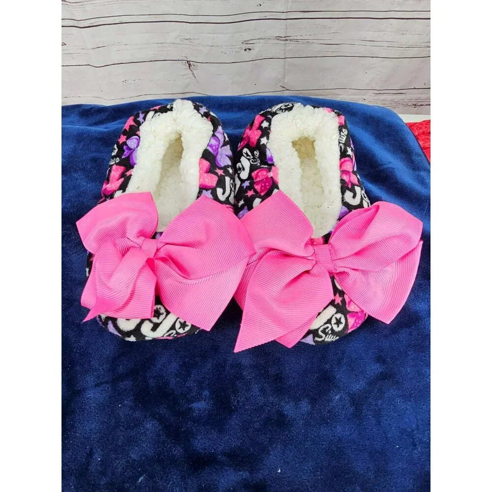 JoJo Siwa Girls Fuzzy Slipper Socks Size 9/10‎ toddler
