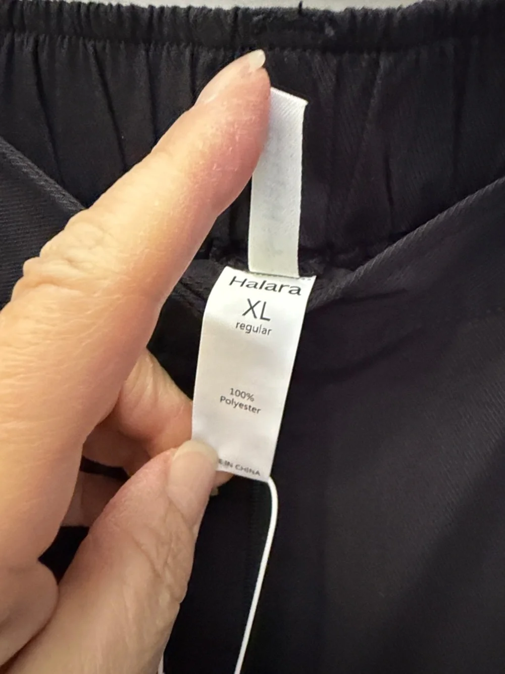 HALARA nwt black