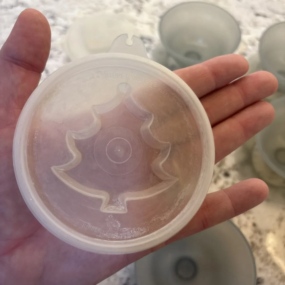 5 Vintage‎ Tupperware Jello Mold Jel-N-Serve Gelatin Bowls with Molds Lids