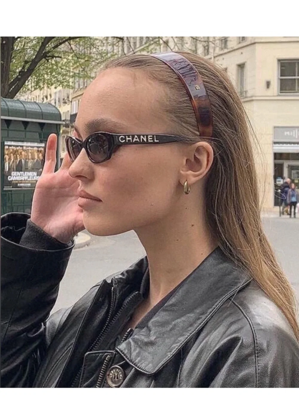 New Rare CHANEL Sunglasses Rectangle A71280