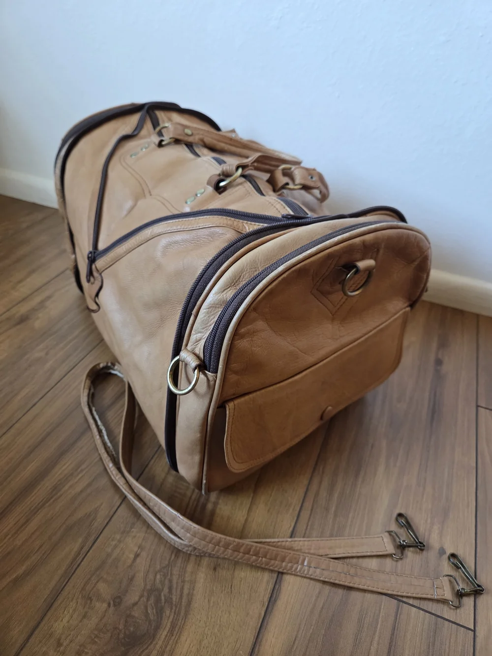 N/A stylish tan