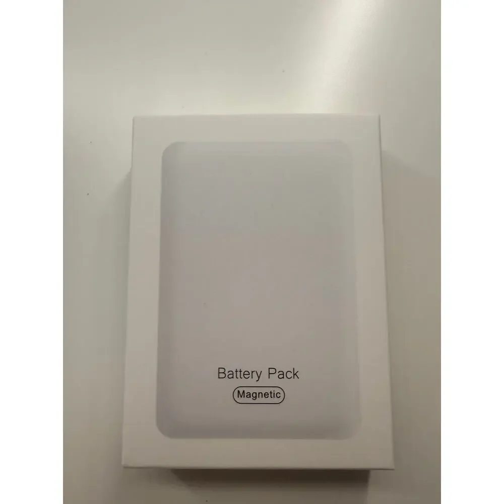 & Other Stories cases stay wireless