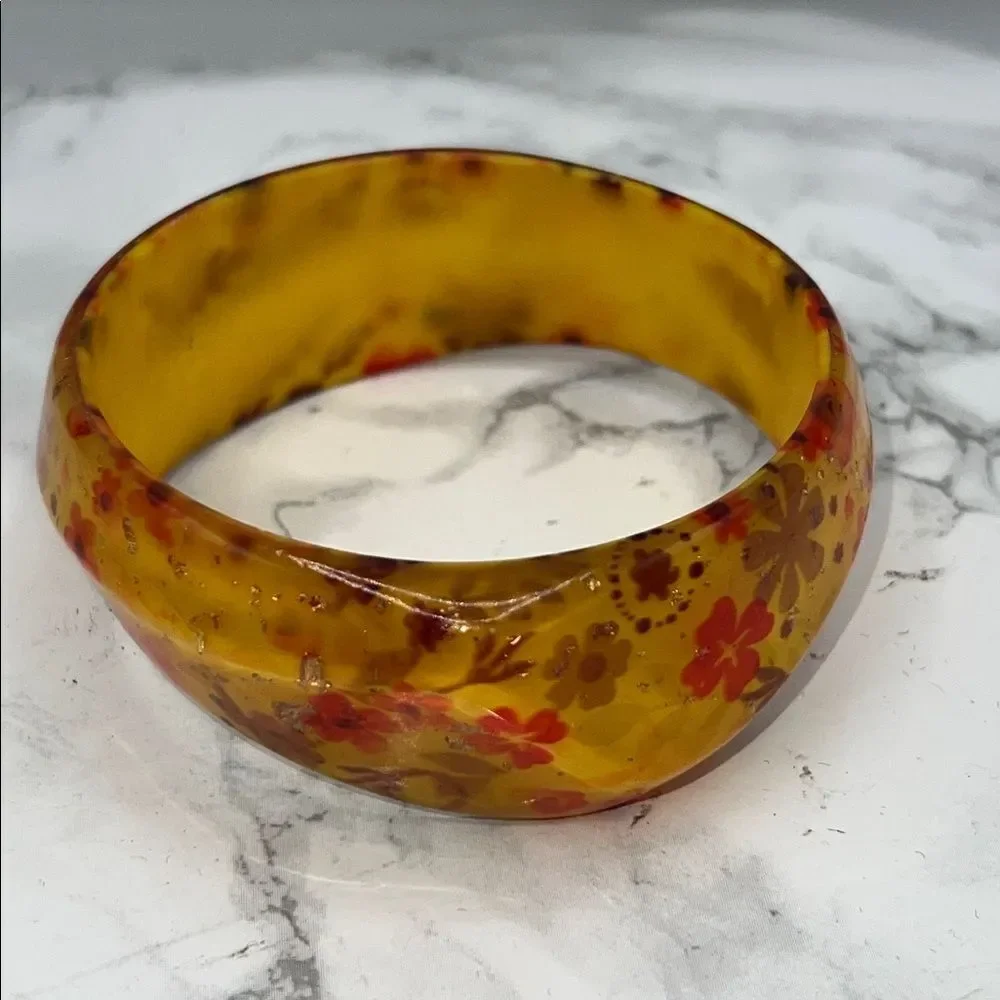 Vintage multicolor floral