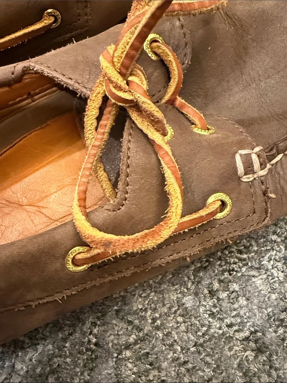 Sperry classic gold