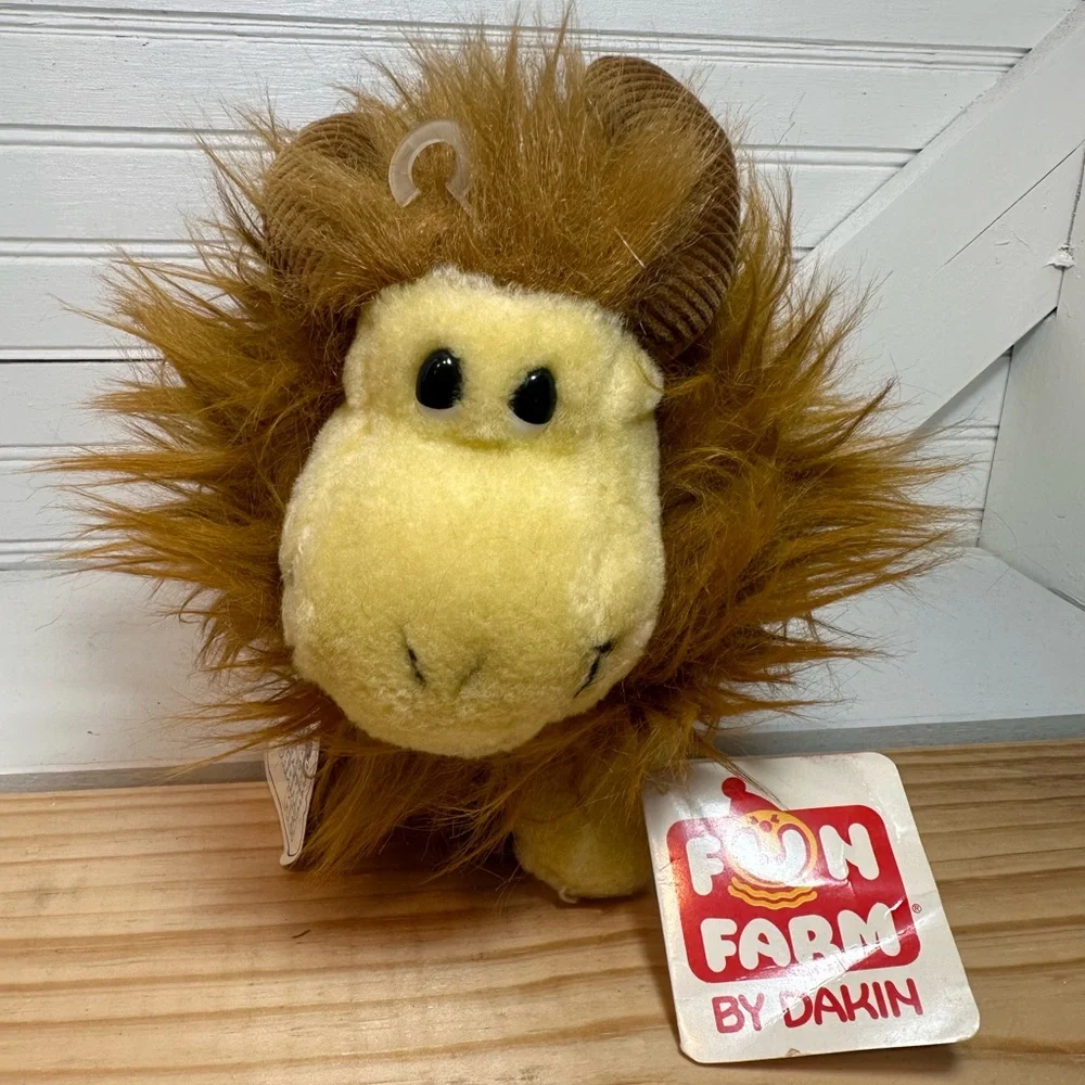 NWT Vintage 1980s Dakin PLUSH YAK stuffed animal RETRO 