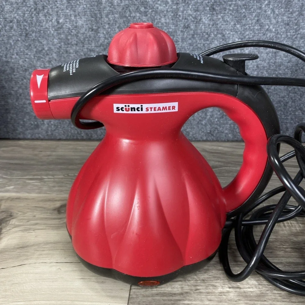 Scunci SS-1000 Hand‎ Held Portable Household Steamer with Attachments/Bag/Manual