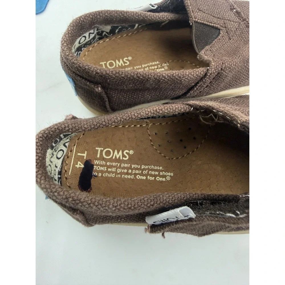Toms tiny canvas