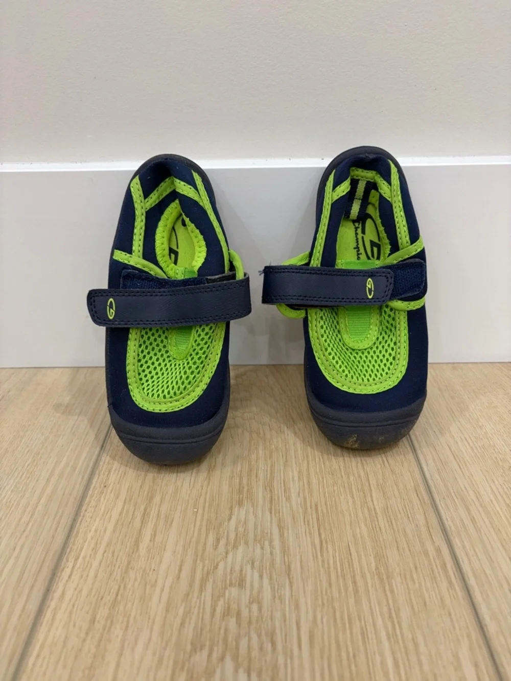 Champion outdoor off mesh