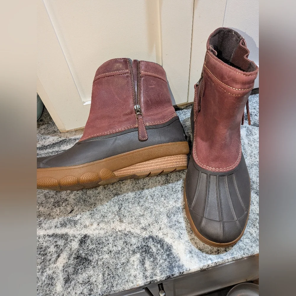 Sperry stylish brown