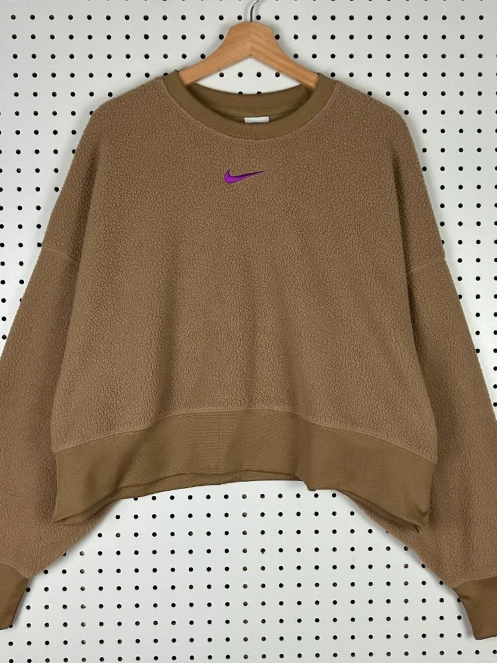 Nike Sportswear Plush Crewneck Sweater Women's‎ Large Brown DQ6844-258 NWT Crop