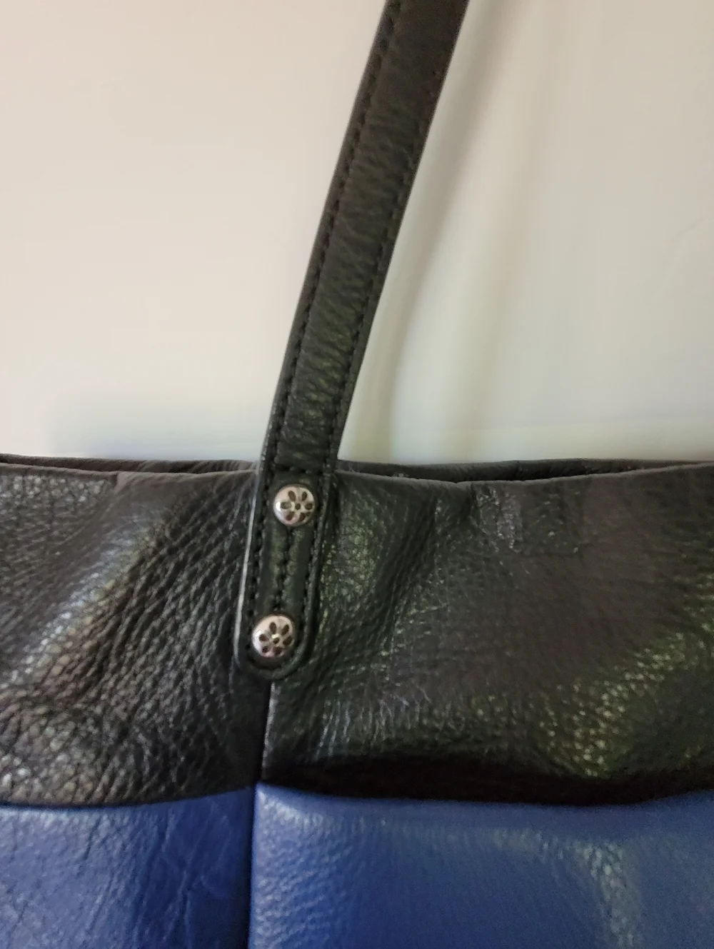 Brighton stylish black