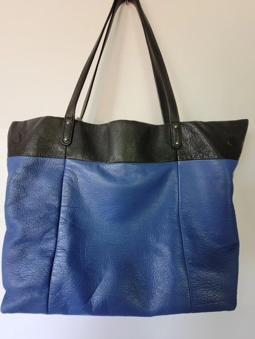 Brighton stylish black