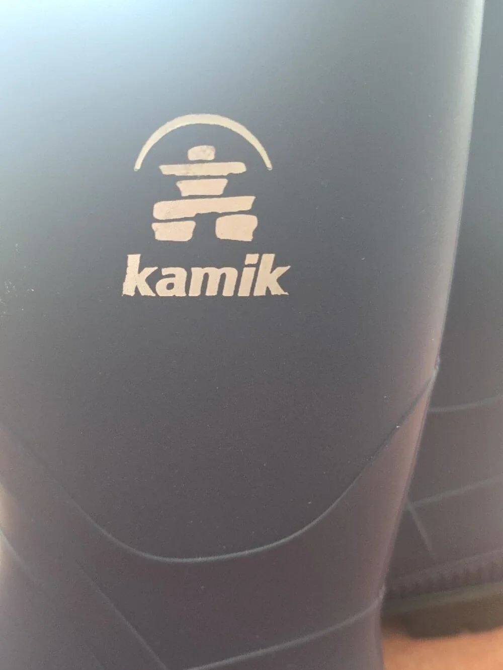 Kamik construction rubber