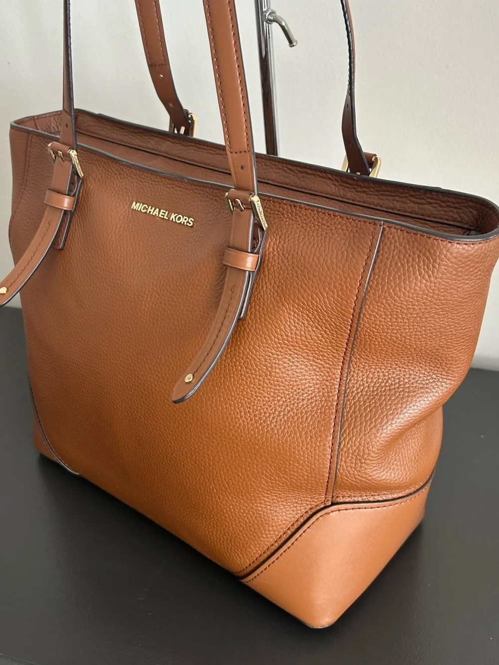 Michael Kors saddle zip