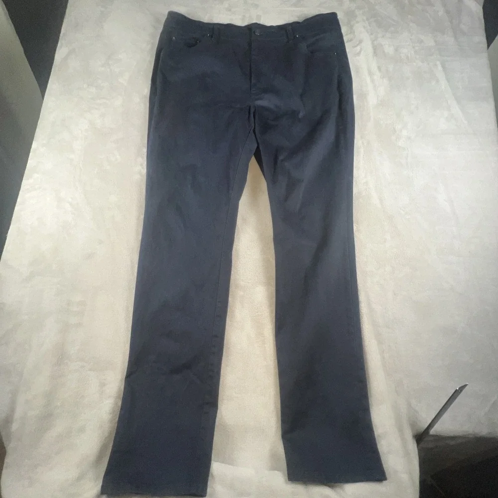 G/FORE chino golf