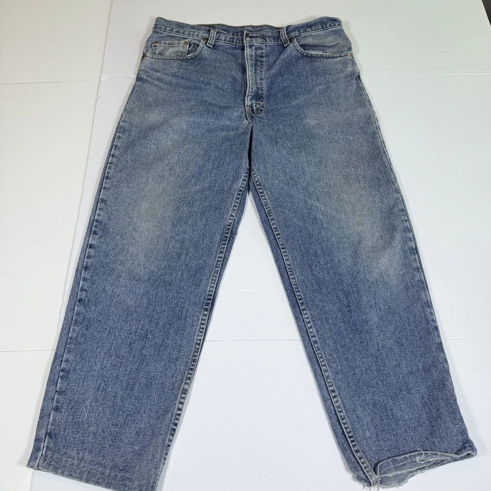 Vintage Levi's 550 Tapered Leg Jeans Mens 36x30 Blue Denim Cotton Relaxed Fit
