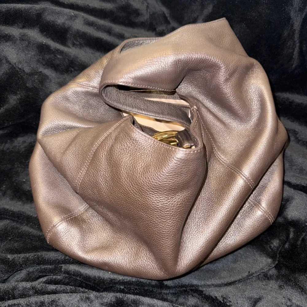 Michael Kors chic hobo