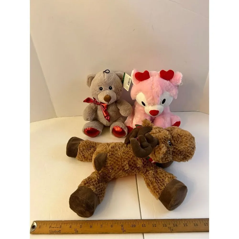 Play‎ on dog toys squeakers 3 pieces new