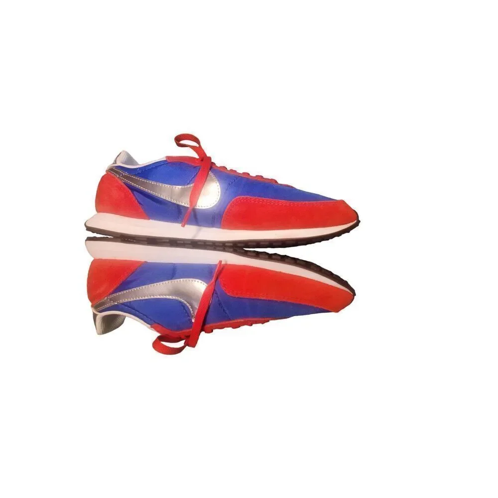 Nike worn never flaws