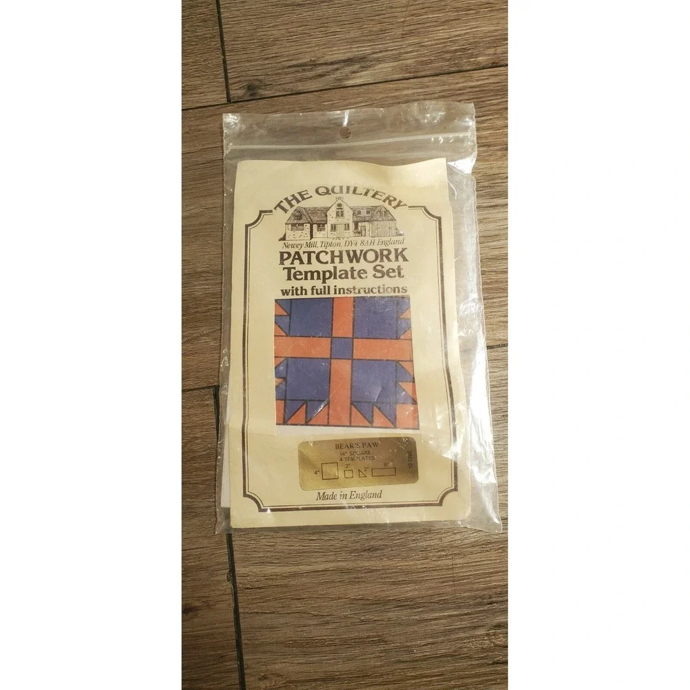The Quiltery Patchwork Template‎ Set Bears Paw