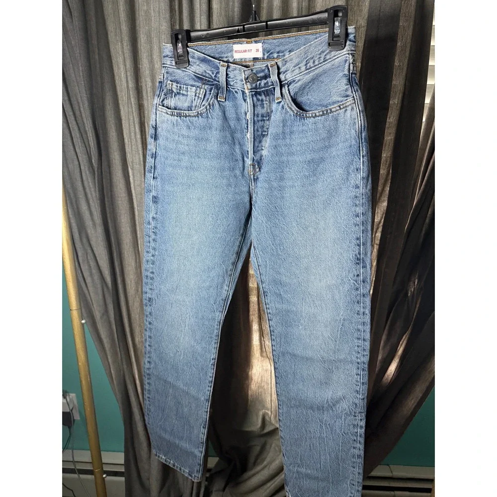 Levis 501 Regular Fit Jeans Mens 28x30 Blue Denim Straight Leg Button Fly