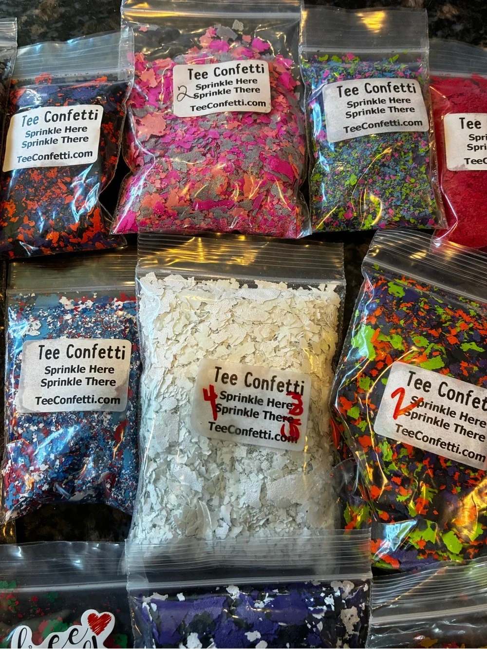 tee confetti lot 16