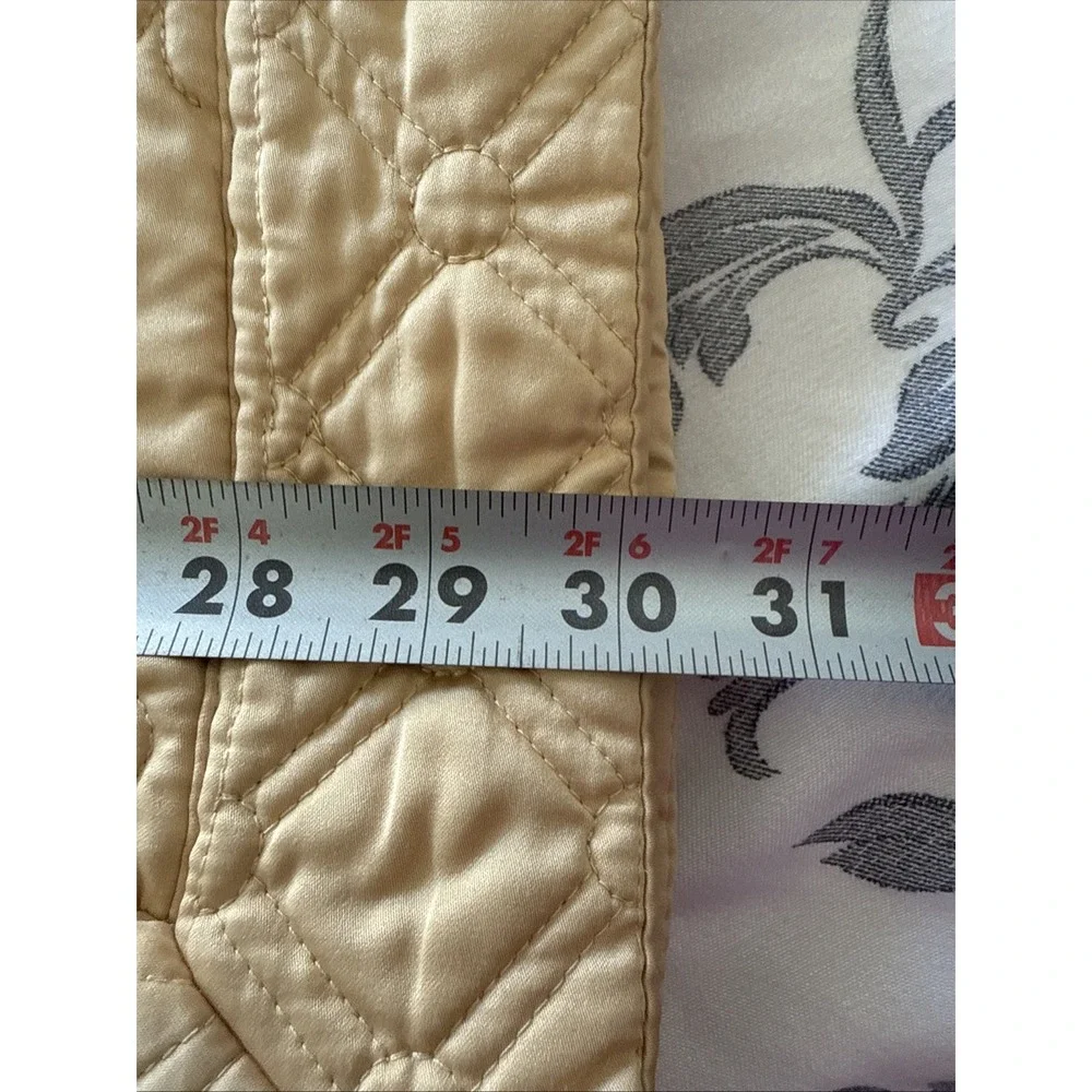 Wamsutta standard sham