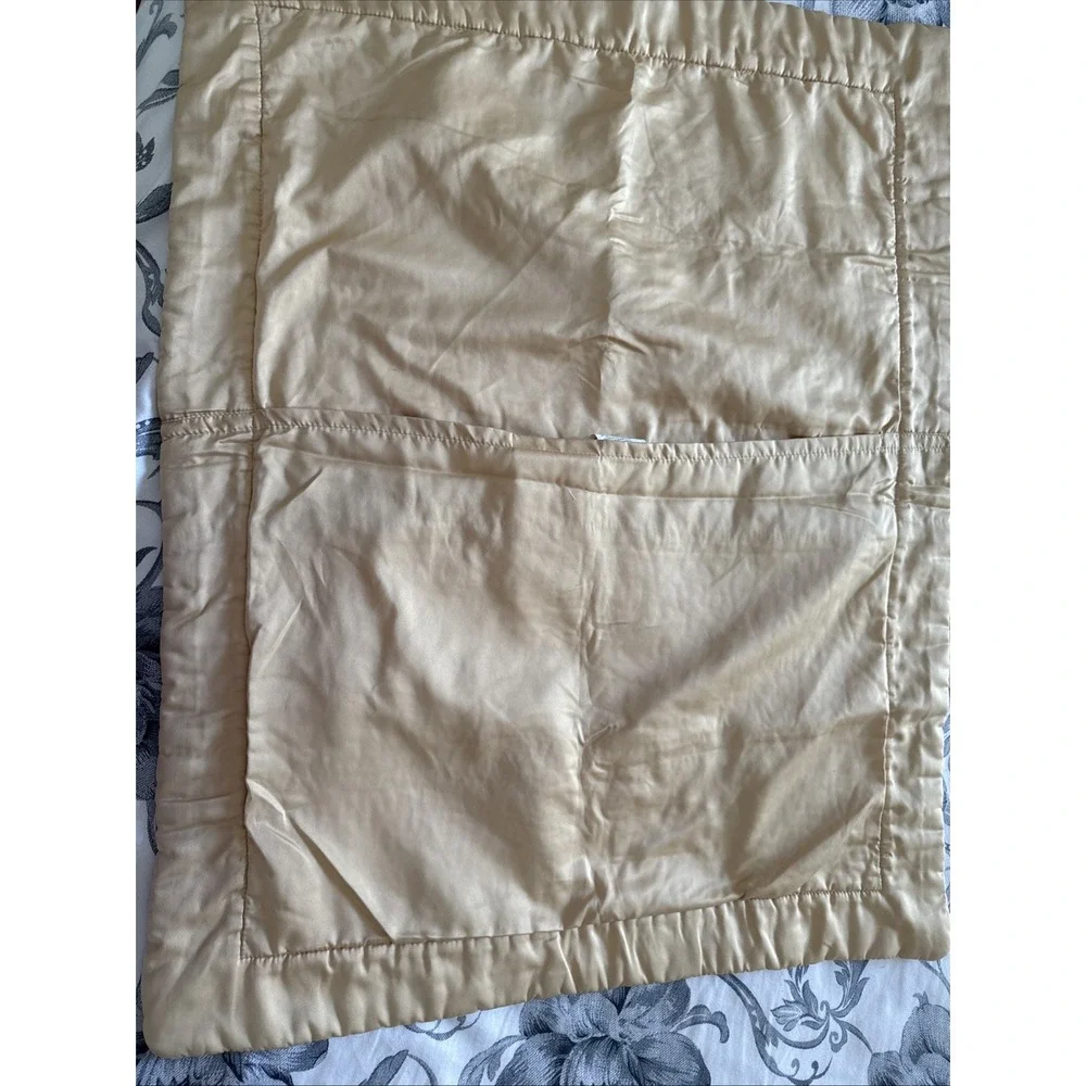 Wamsutta standard sham