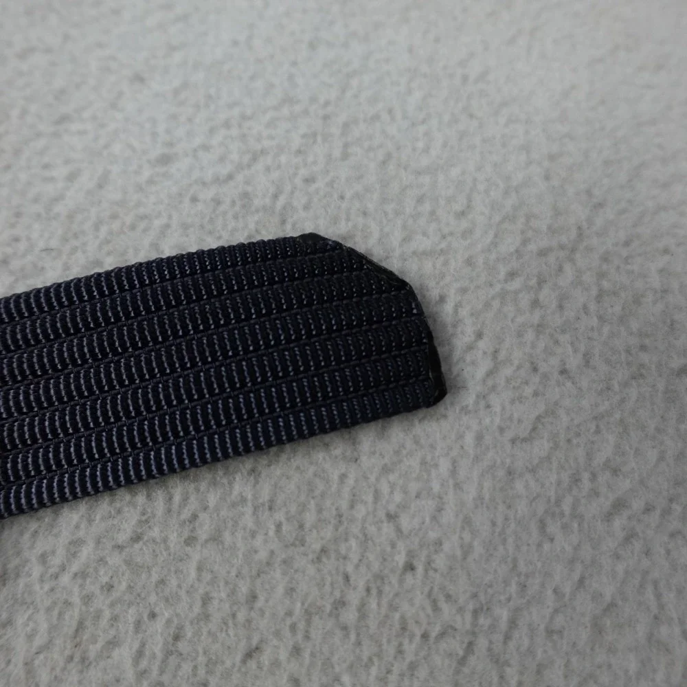 Grip6 webbed belt