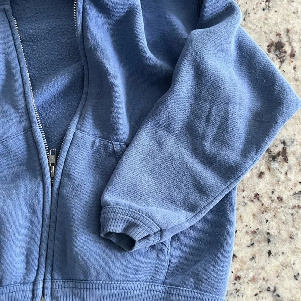 Lee cozy durable