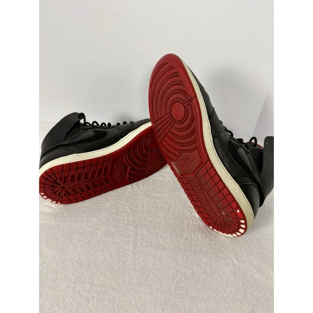 Nike pre owned