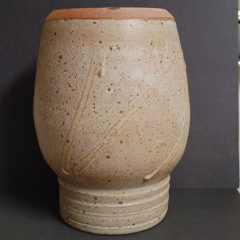 Artisan Ceremic Vase Signed Mary Richardson