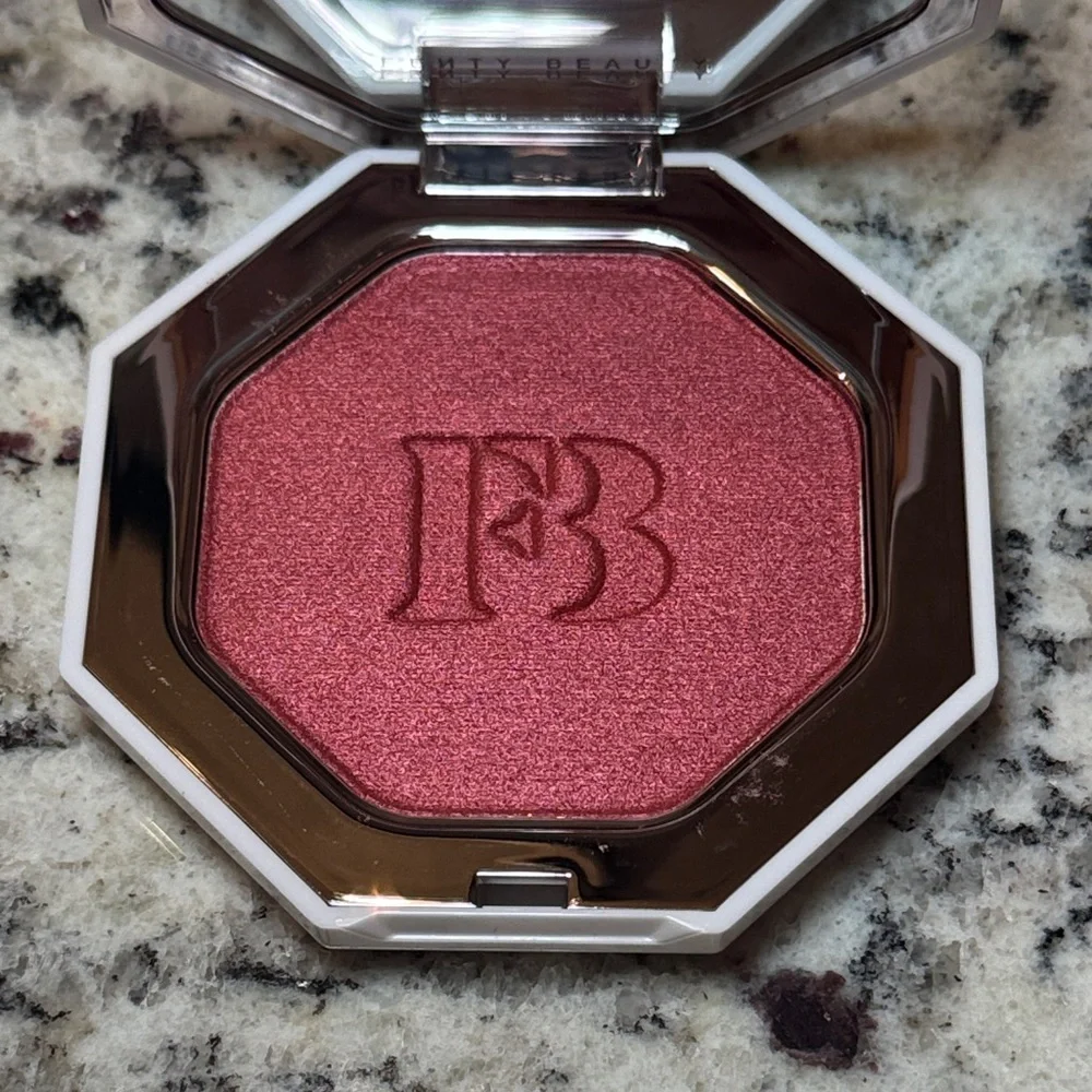 Fenty Beauty subtle richez