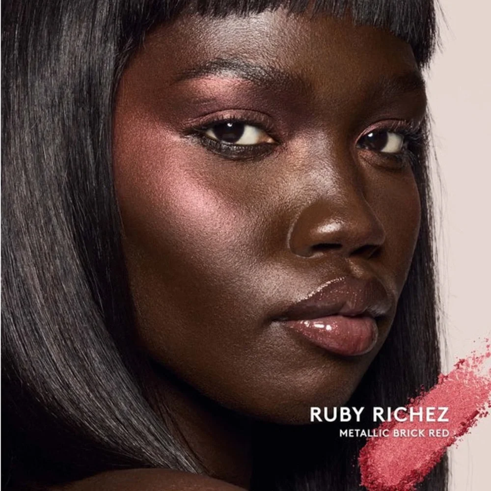 Fenty Beauty weightless expertly