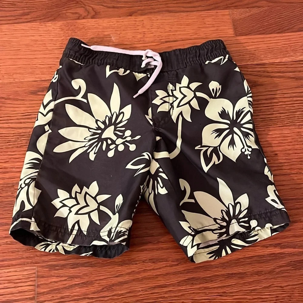 Old Navy Kid’s Green Swim Trunks Size 3T