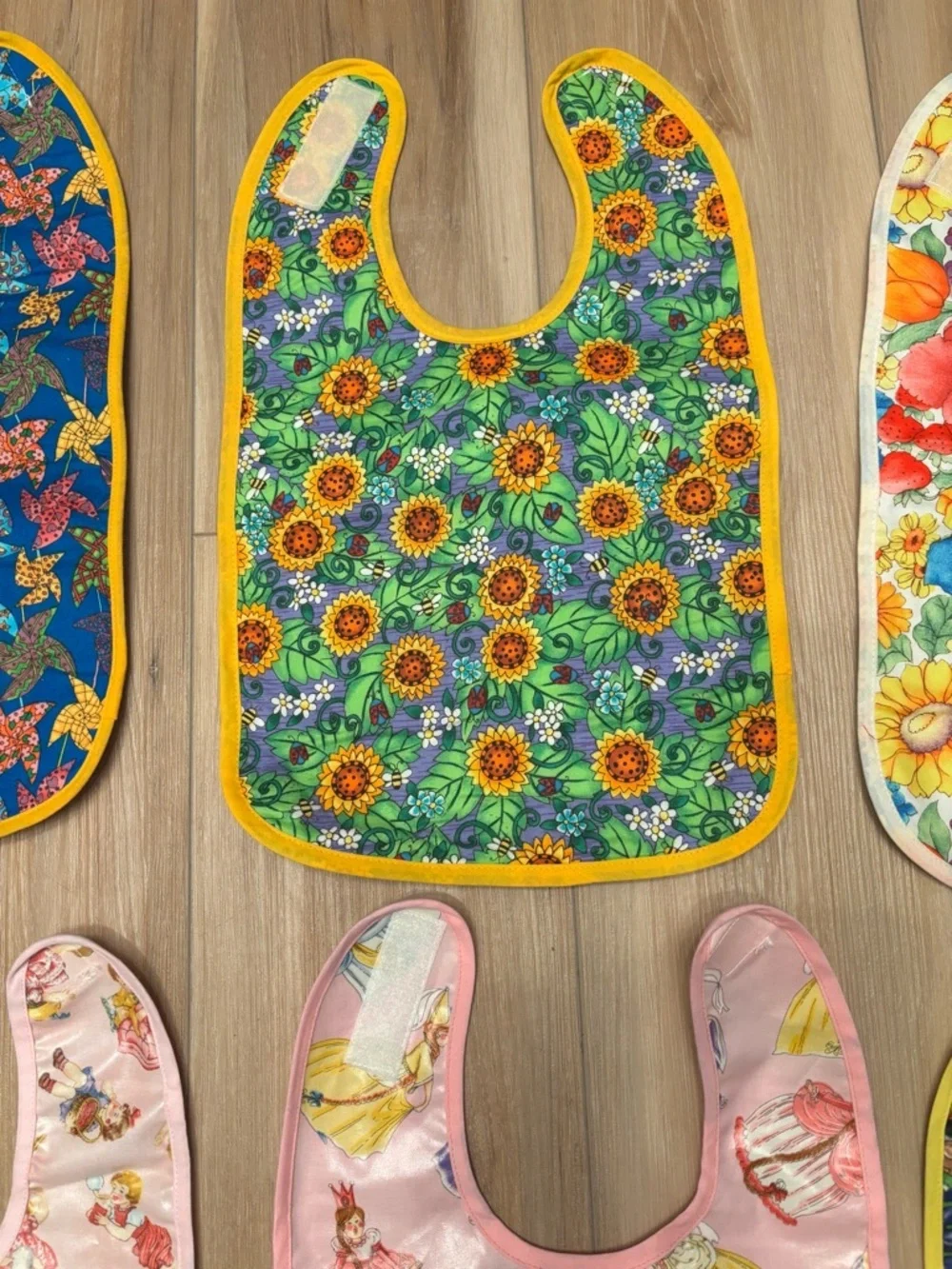 droodle bibs set colorful