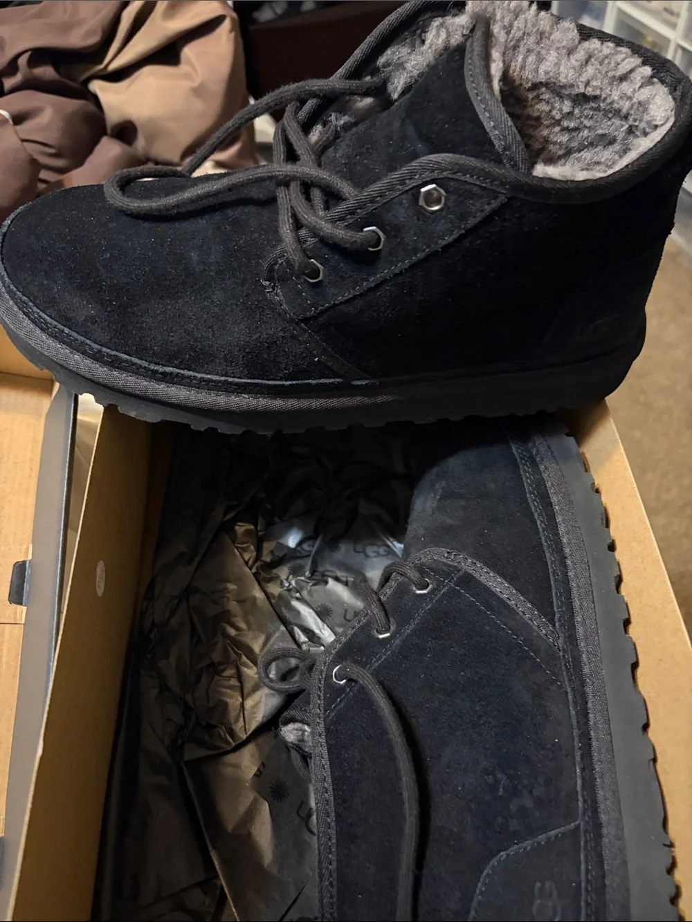 UGG suede chukka
