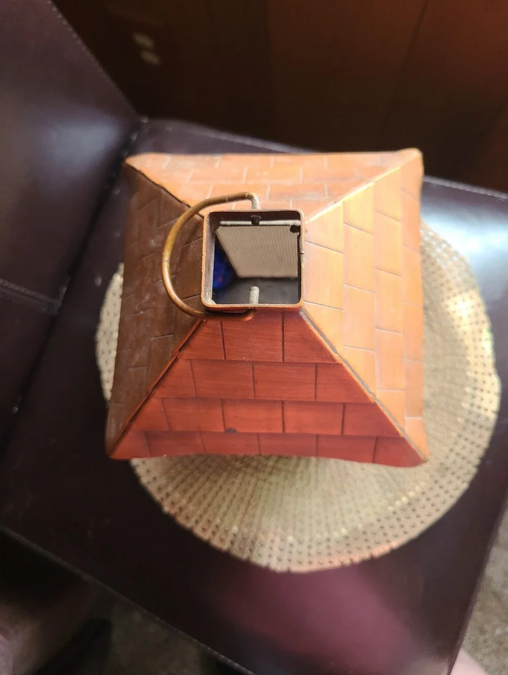 The Unbranded Brand bronze toned