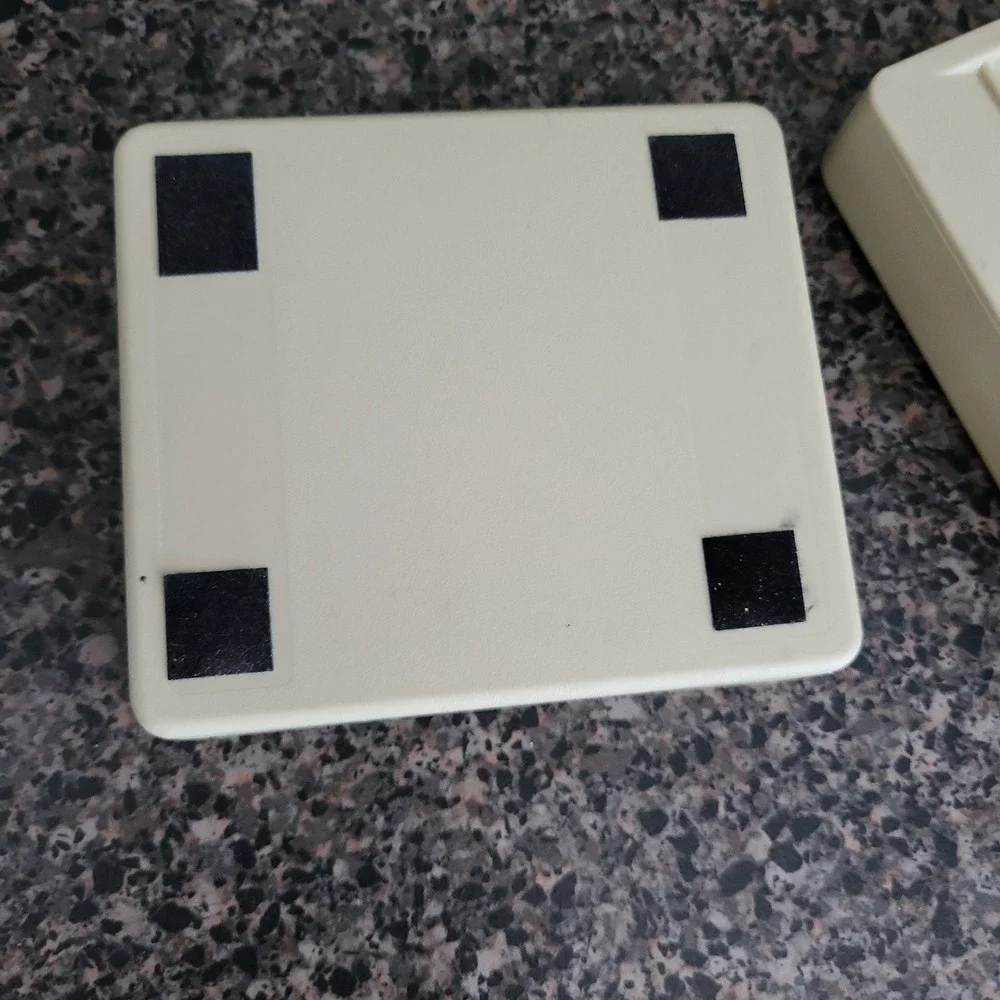 Post-It accessory almond