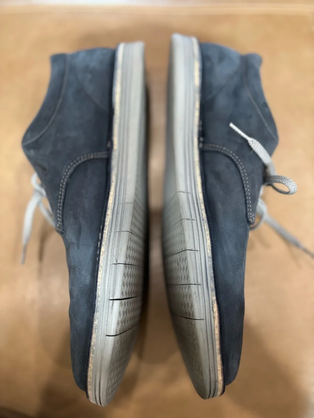 Clarks navy suede