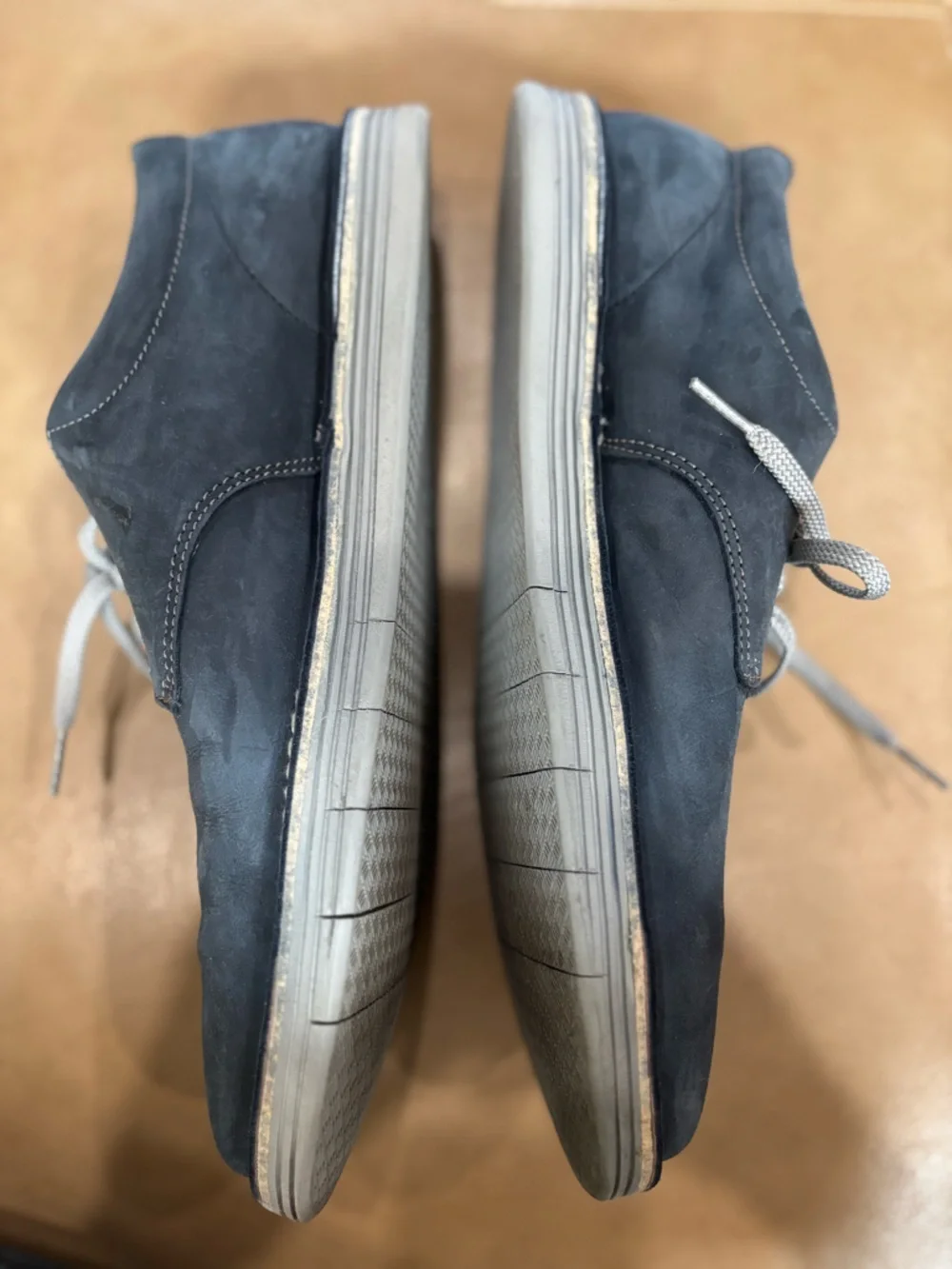 Clarks navy suede