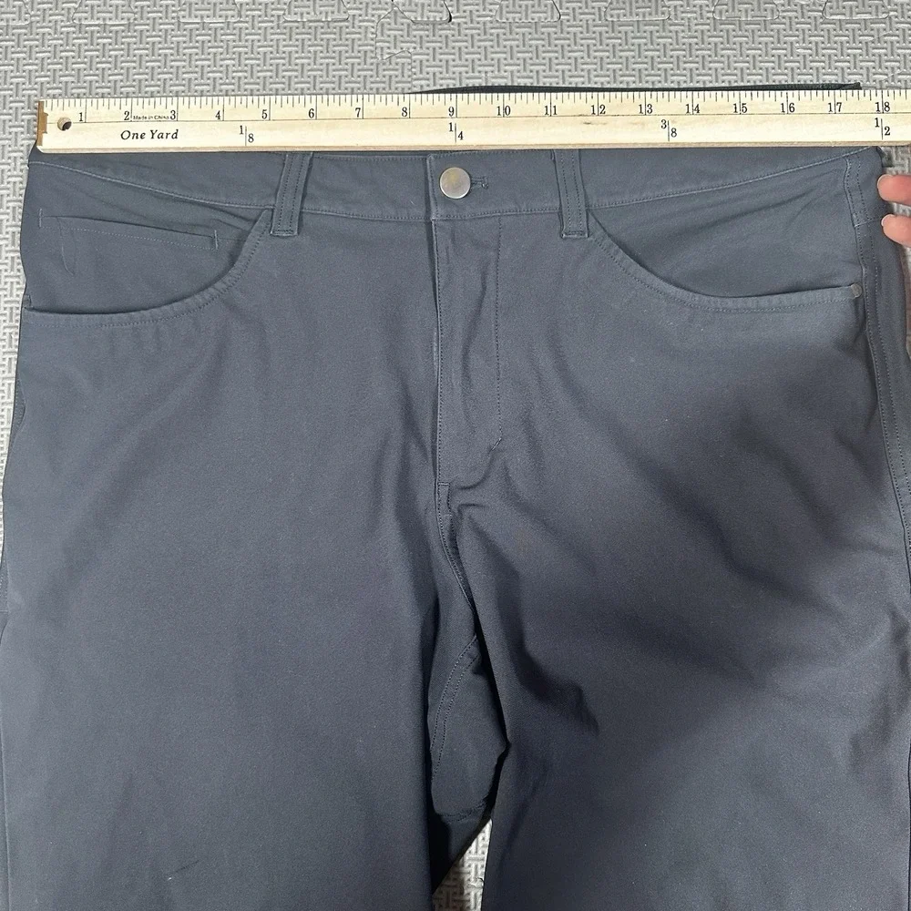 lululemon athletica white mark