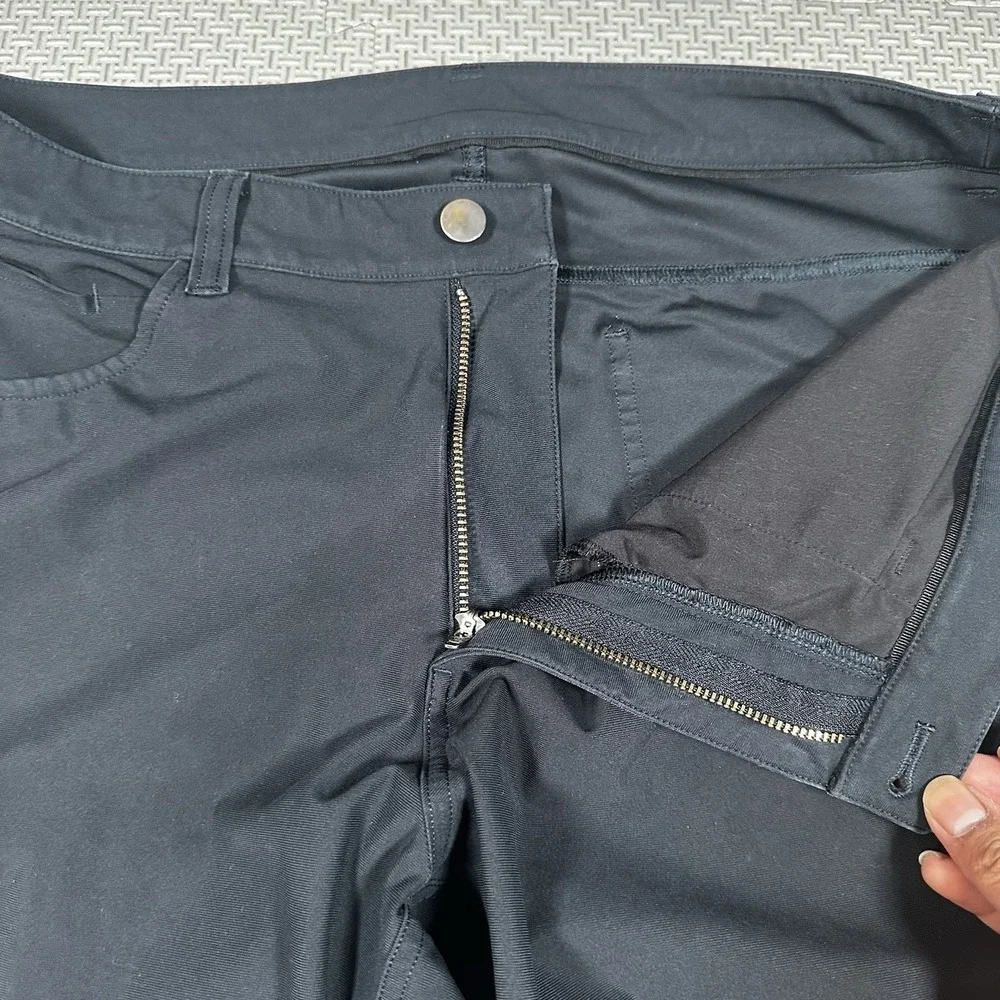 lululemon athletica white mark