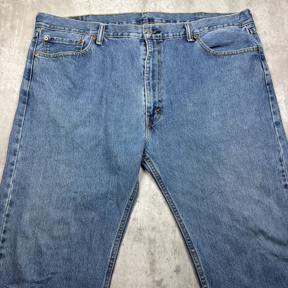 Levis ready ship