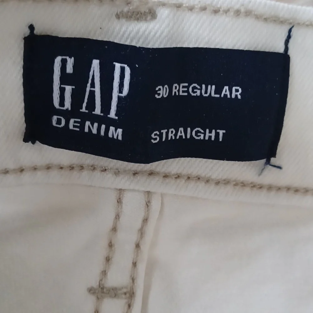 GAP white high