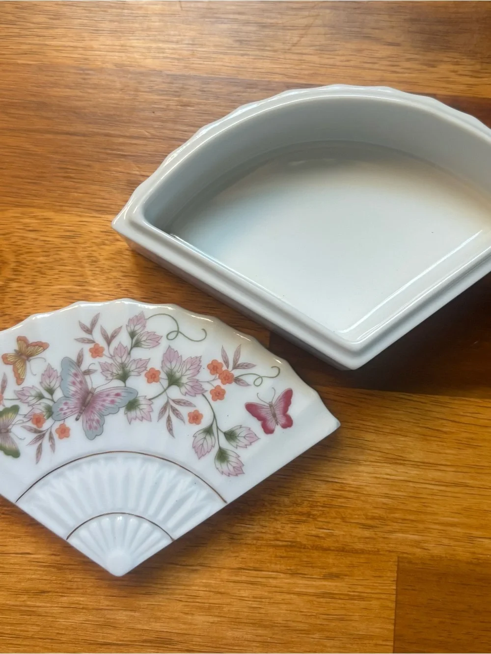Avon this vintage