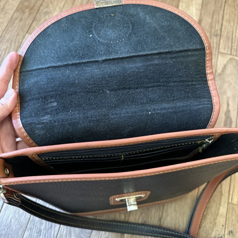 Carina International pebbled leather